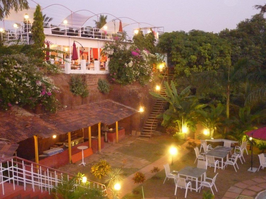 Octave Rococco Morjim Hotel Pernem Bagian luar foto