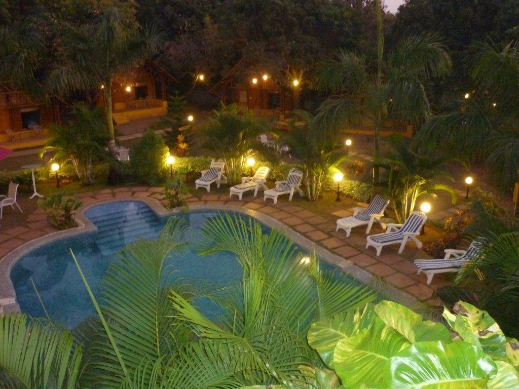 Octave Rococco Morjim Hotel Pernem Bagian luar foto